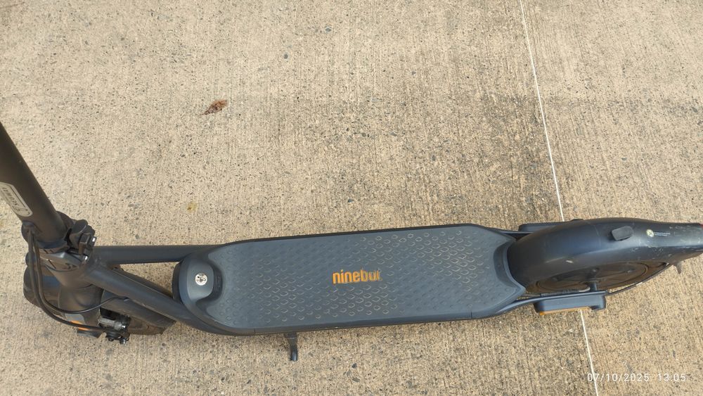 Trottinette &eacute;lectrique Ninebot F2 Sports