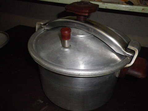 Cocotte minute SEB 45 Dijon (21)