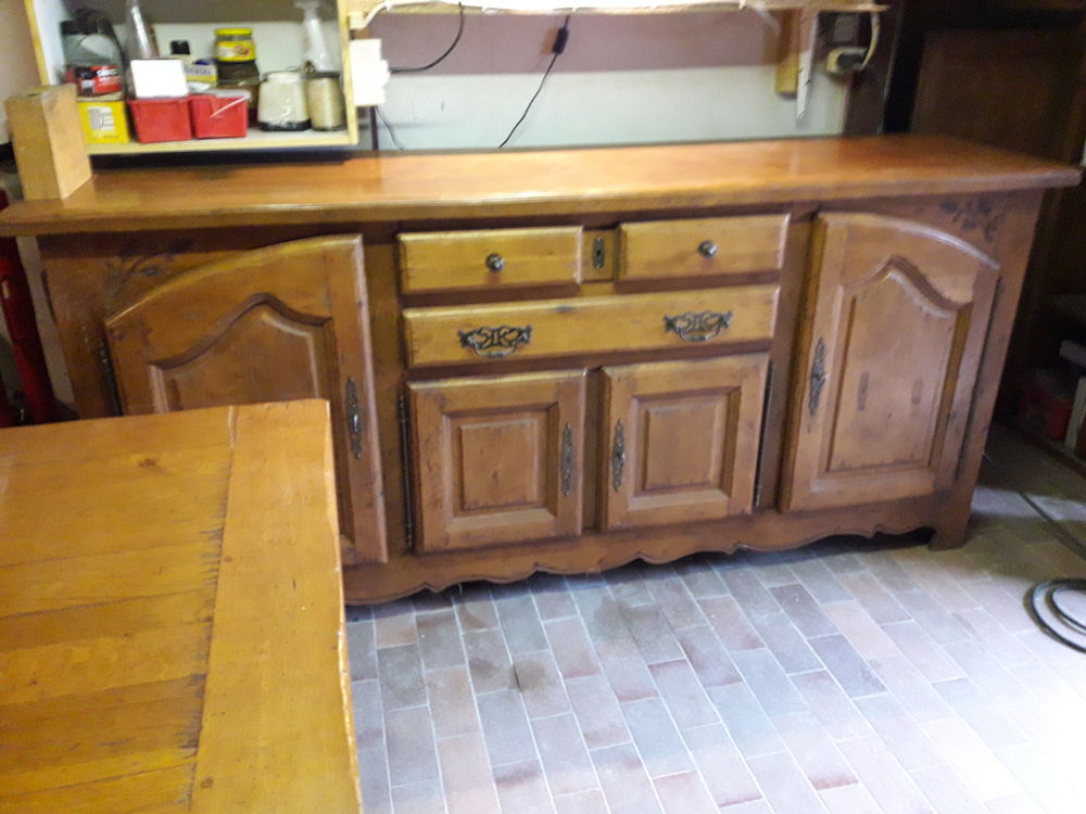 buffet chaises table en ch&ecirc;ne massif Meubles
