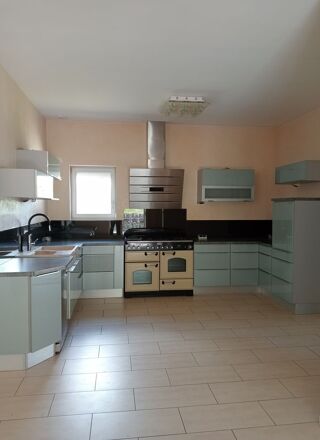 Maison à vendre 7 pièces 240 m²