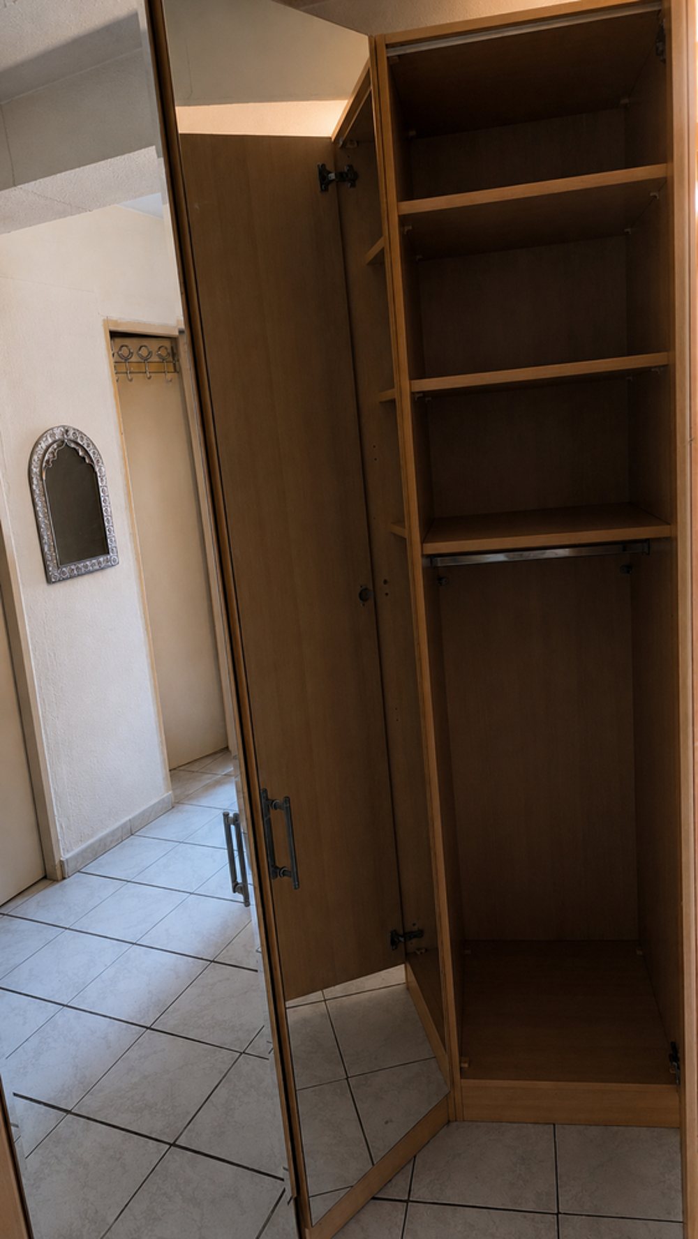 Dressing d'angle, lumi&egrave;re int&eacute;gr&eacute; Meubles