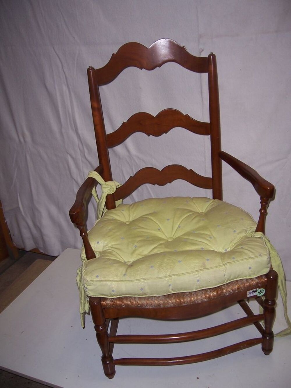Fauteuil de nourrice r&eacute;tro merisier Décoration