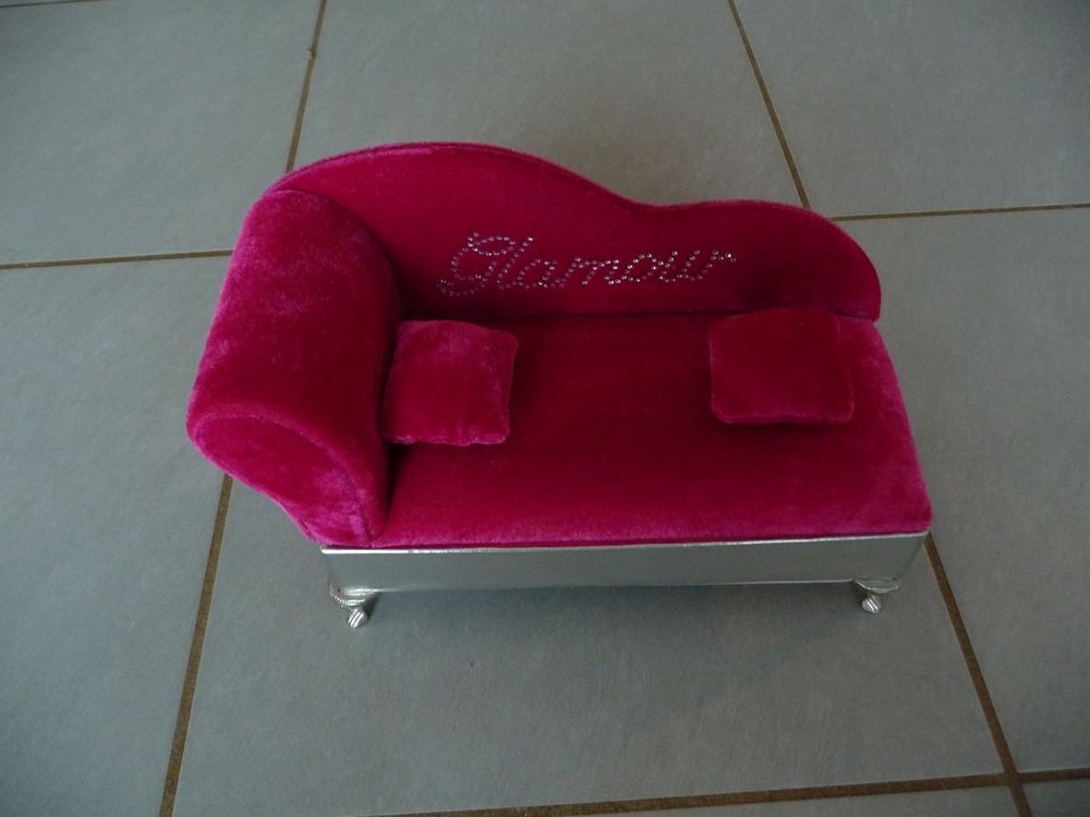 Boite &agrave; bijoux forme m&eacute;ridienne + 2 petits coussins - Neuve Décoration