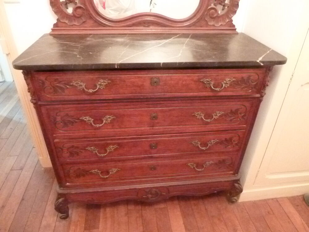 commode ancienne en noyer et marbre Meubles