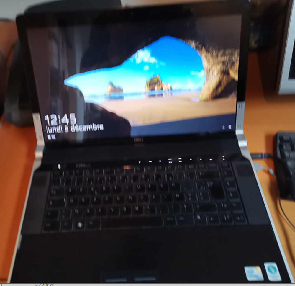 ordinateur portable DELL studio-XPS Matériel informatique