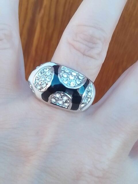 Bague Boule Fantaisie Emaill�e avec Strass en Taille Size 19 10 La Fert�-Alais (91)