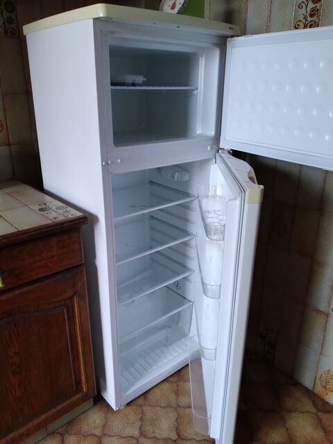 Grand frigidaire 200 Nice (06)