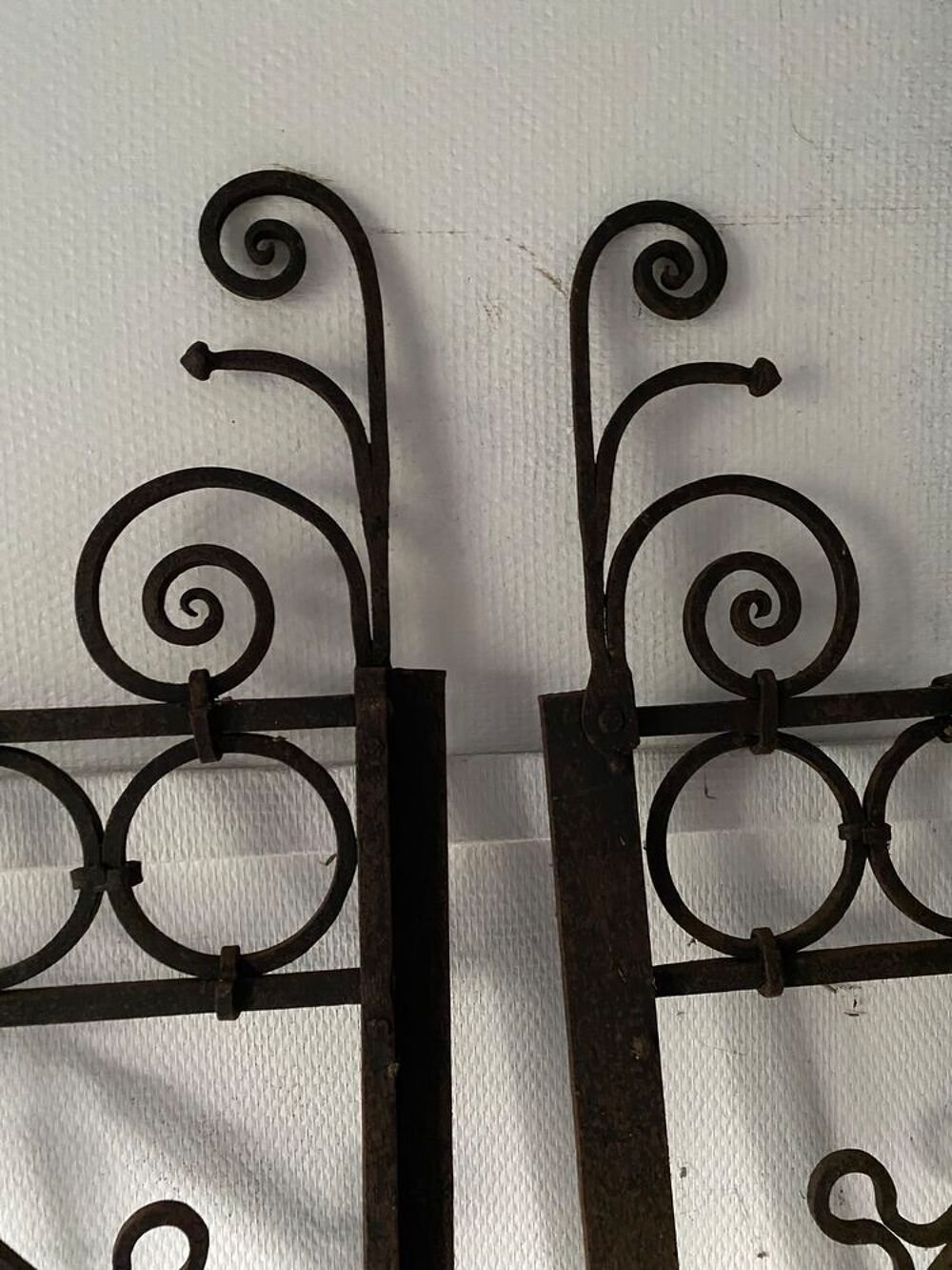 grille en fer forg&eacute; Décoration