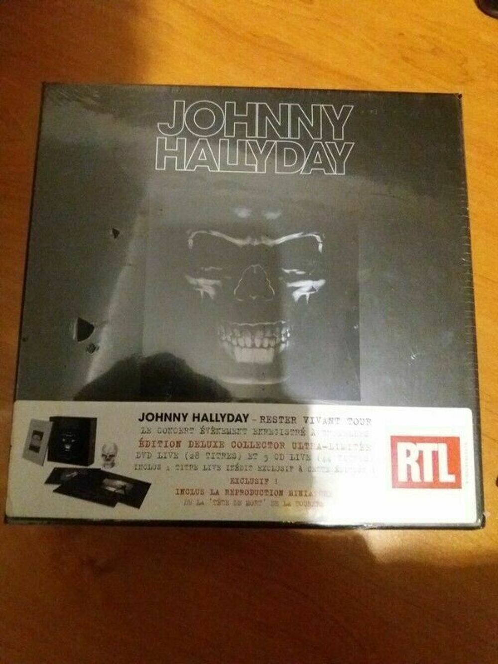 Coffret Johnny Hallyday - Rester vivant
CD et vinyles