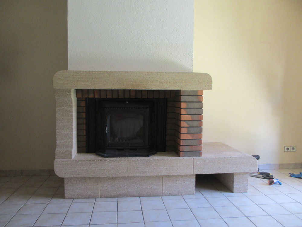 Lot de 14 pierres du Gard ( provenant d'une chemin&eacute;e ) Bricolage