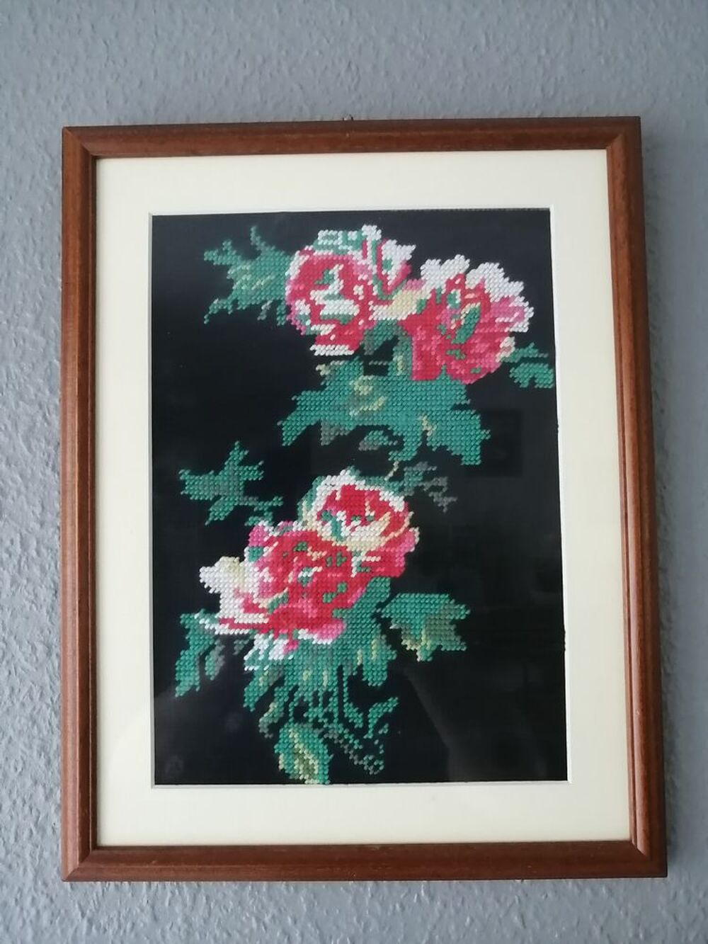 Tableau CANEVAS en laine sous verre (roses / fleurs) Décoration