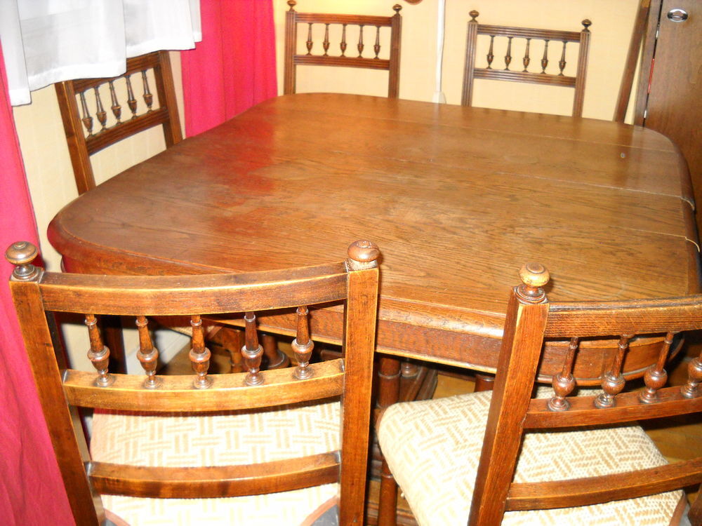 Table style Henri 2. Meubles
