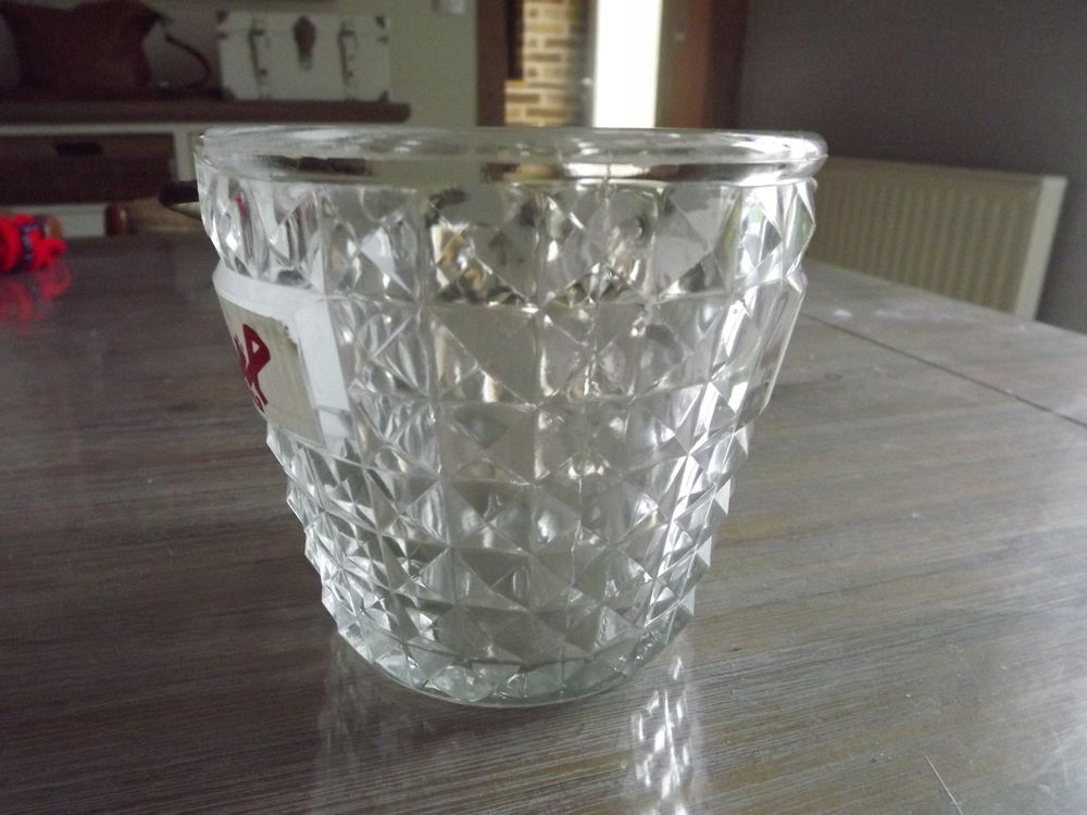 Saut &agrave; glace en cristal et argent Cuisine