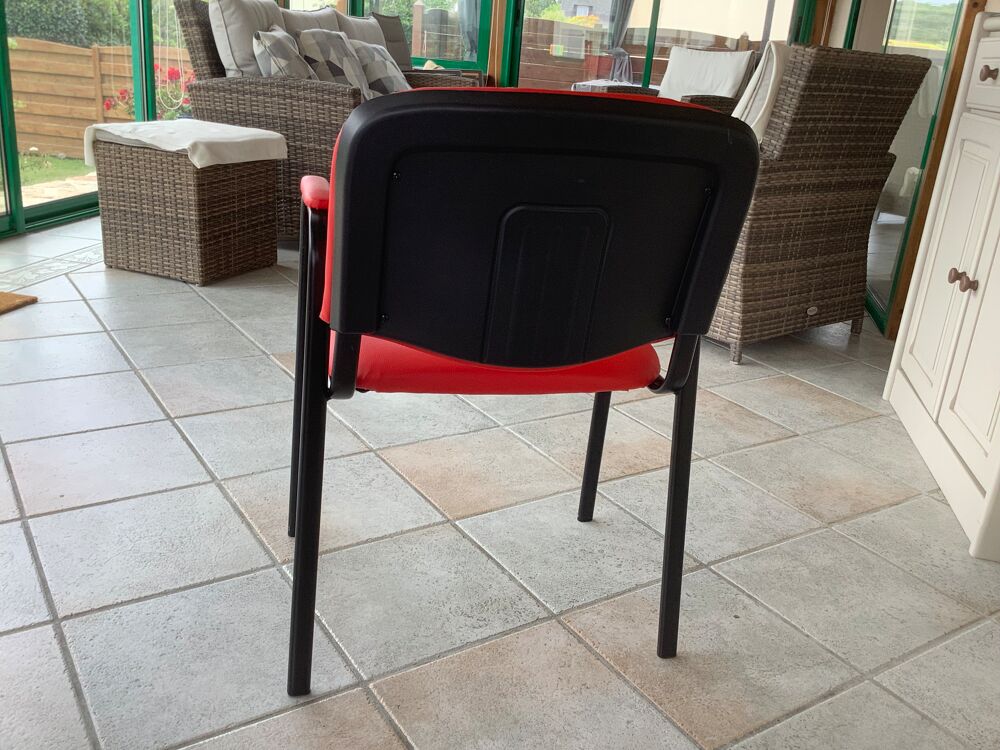 Chaise avec accoudoirs Meubles