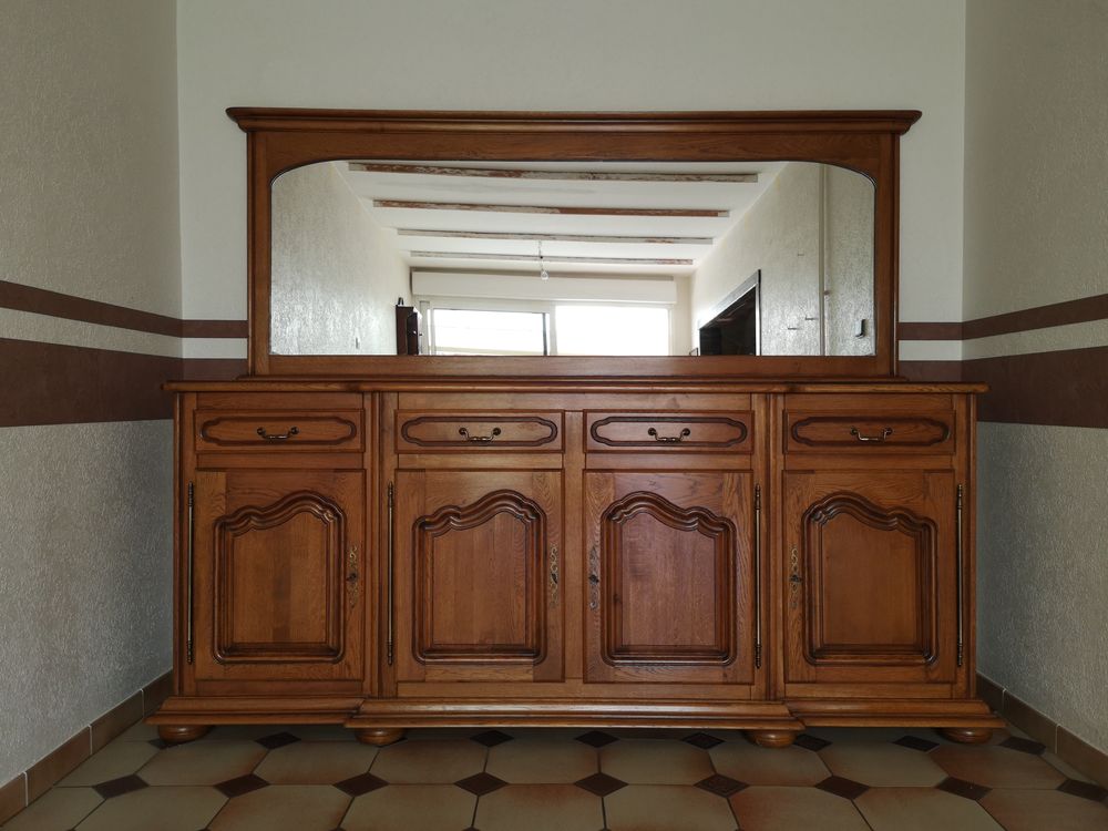 Buffet avec miroir Meubles