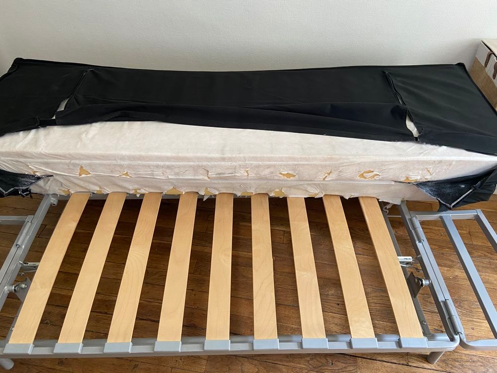 canap&eacute; clic-clac Ikea convertible - couchage 120 x 200 Meubles