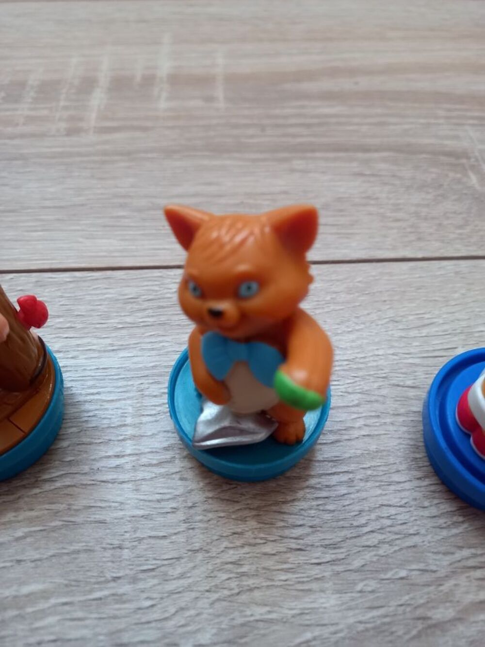 lot de ---5- Figurines Smarties Jeux / jouets