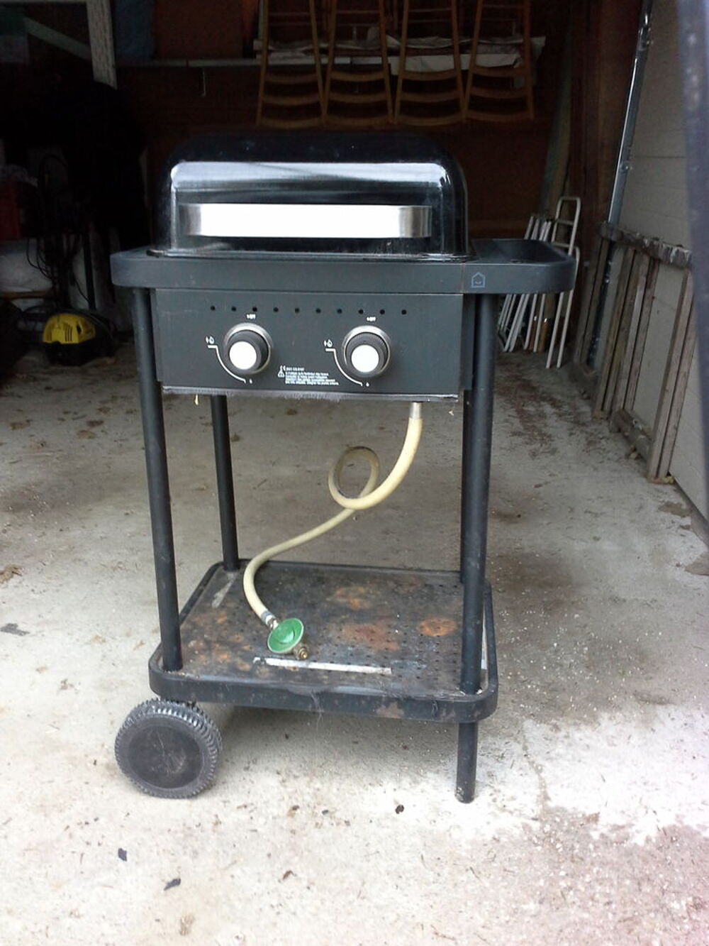Barbecue &agrave; gaz. Electroménager