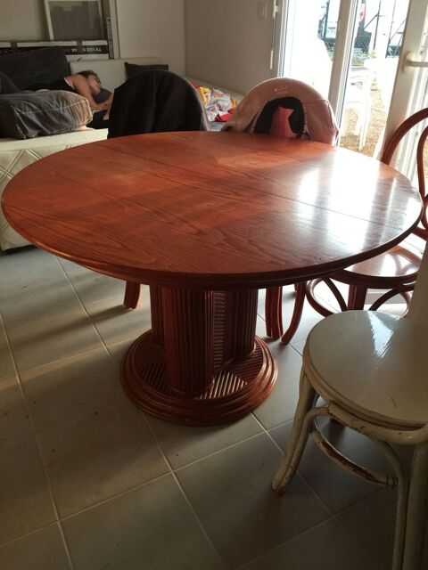 Table salle a manger 60 Draguignan (83)