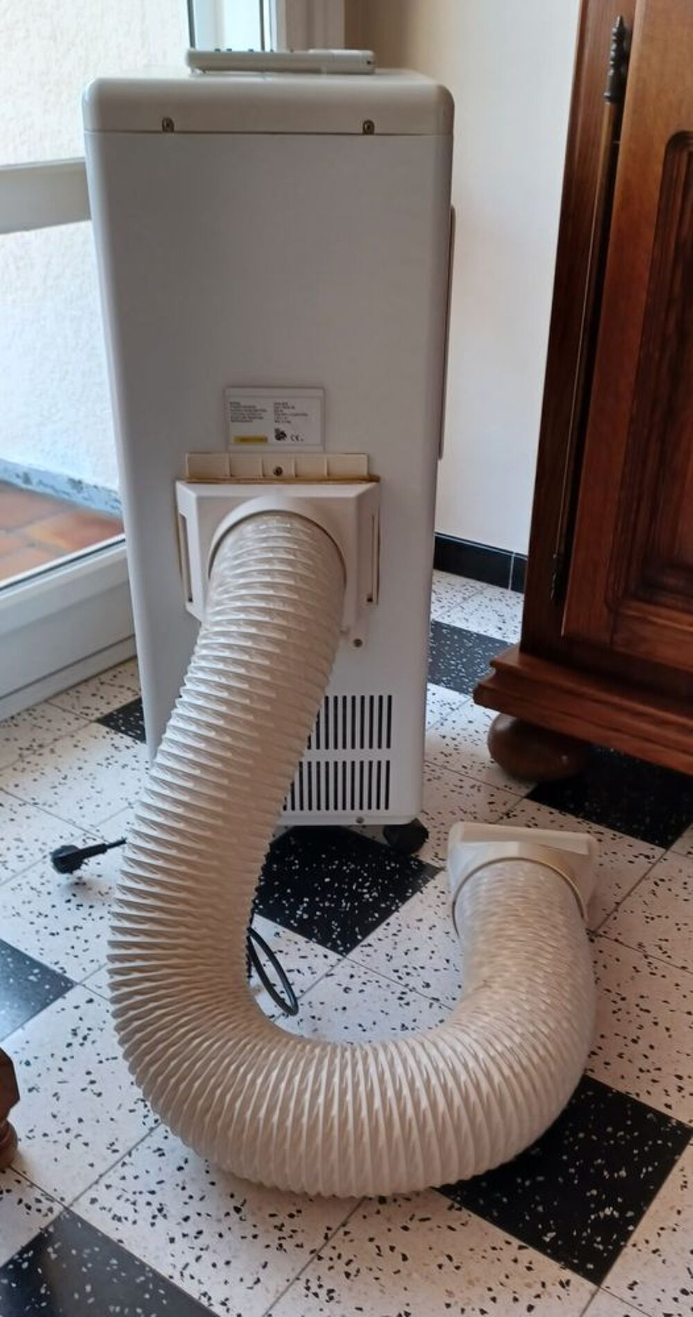 climatiseur et d&eacute;shumidificateur mobile Electroménager