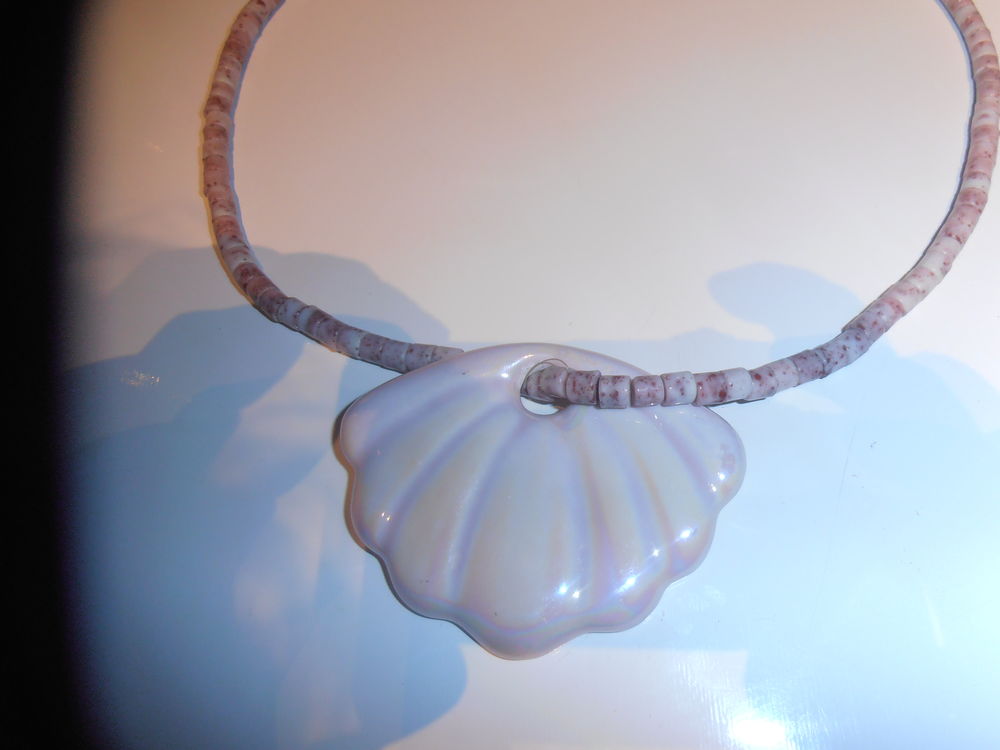 Collier coquillage 16 (28) Bijoux et montres