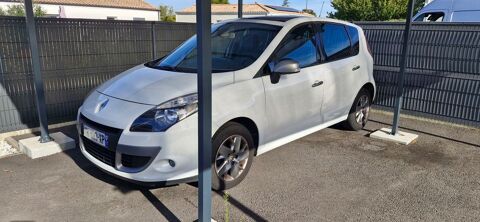 Renault Sc&eacute;nic III Scenic III dCi 110 FAP eco2 Business Euro 5 2011 2010 occasion Corme-&Eacute;cluse 17600