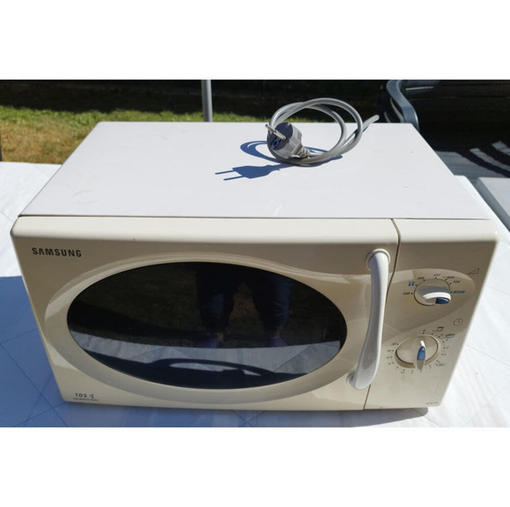 Lot petit &eacute;lectrom&eacute;nager Electroménager