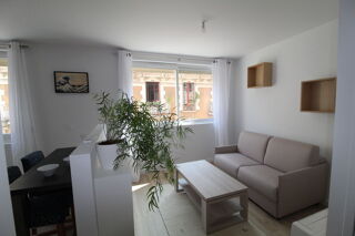  Appartement à louer 2 pièces 30 m²