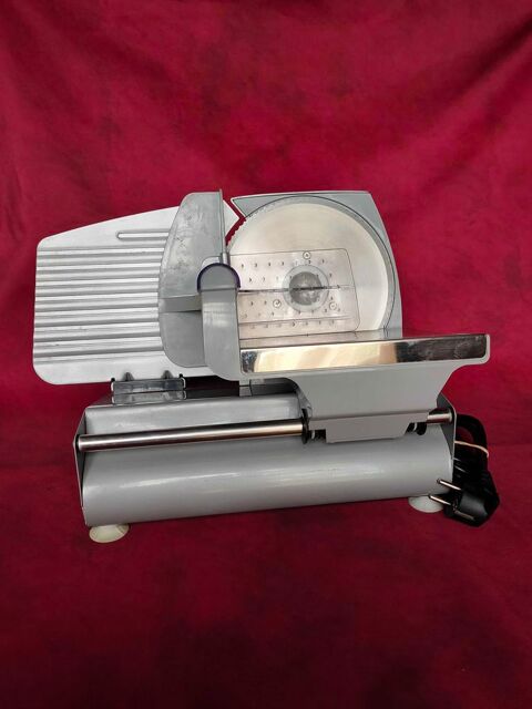 Trancheuse �lectrique s�verin 35 Avermes (03)