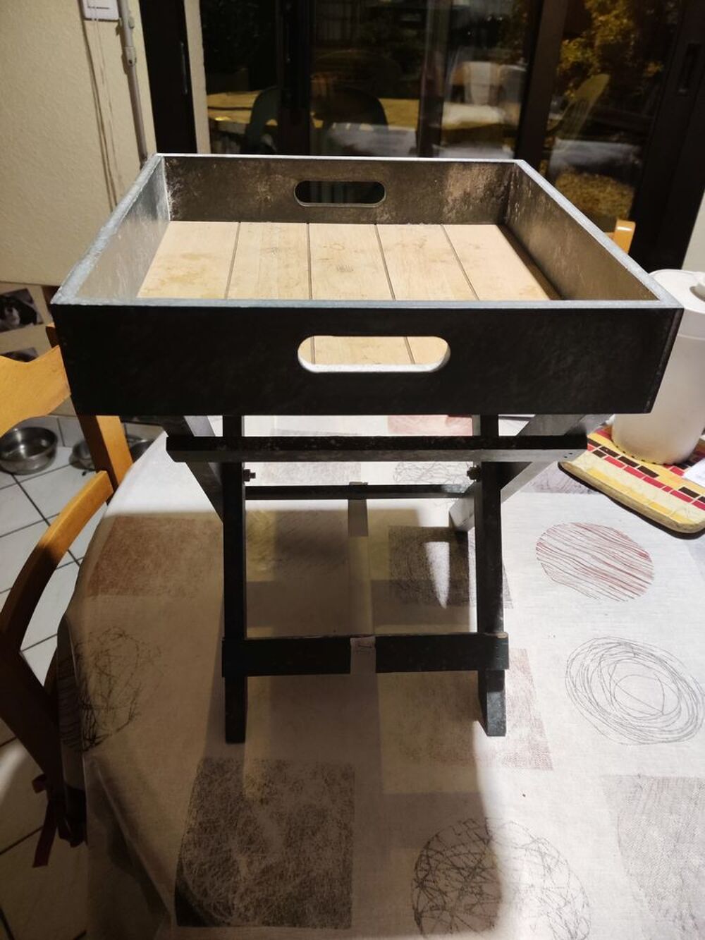 table d'appoint avec plateau Meubles