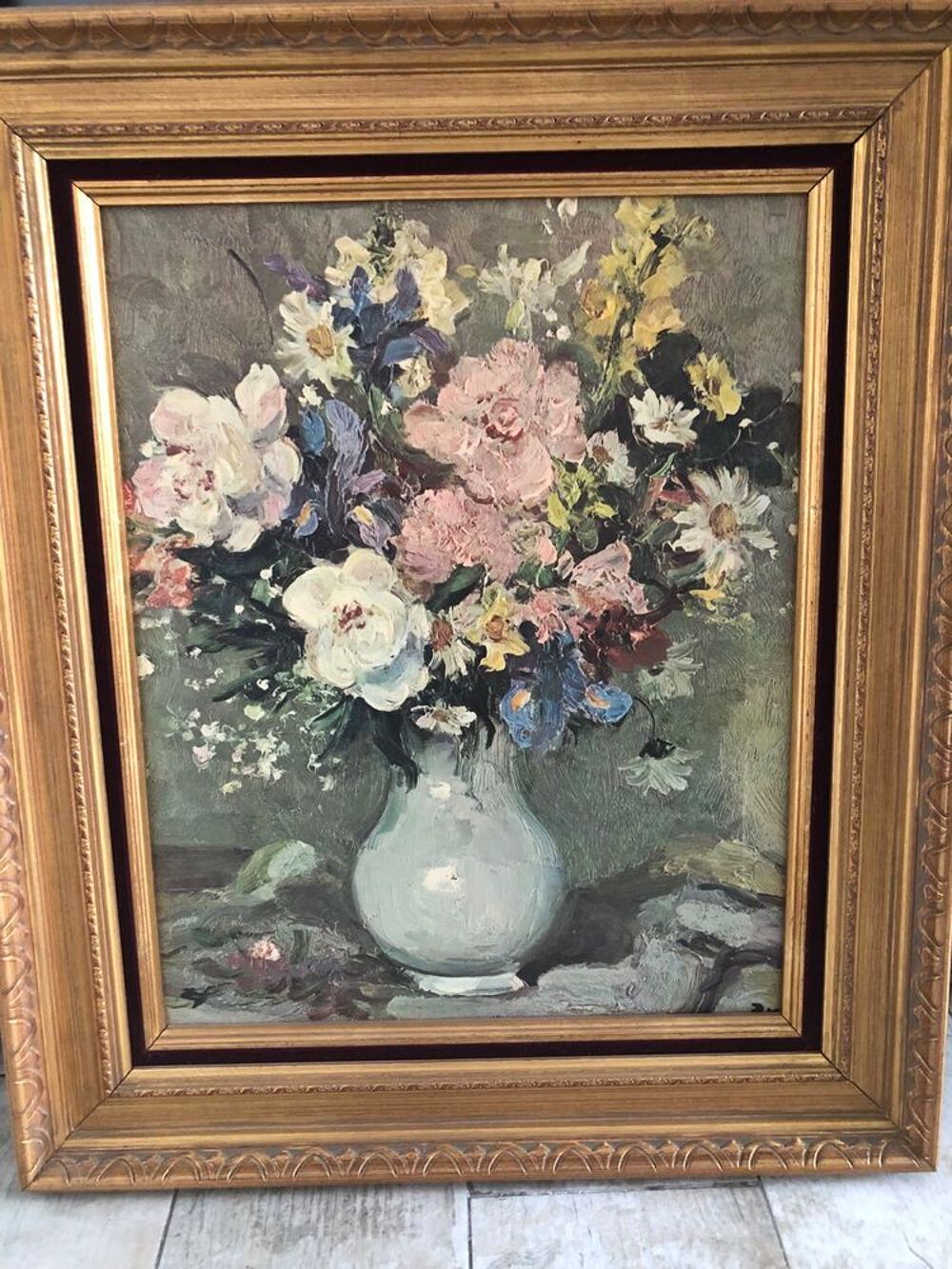 Tableau nature morte avec bel encadrement en bois dor&eacute; Décoration