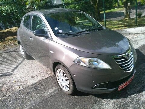 Lancia ypsilon TWINAIR 85 CV GOLD crit.1