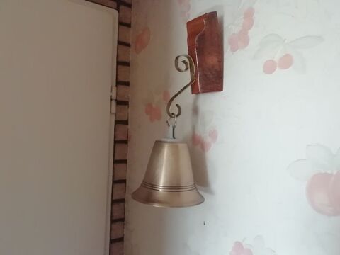 Magnifique Cloche bronze electrique 220v vintage anne  1950 70 Noyelles-ls-Vermelles (62)