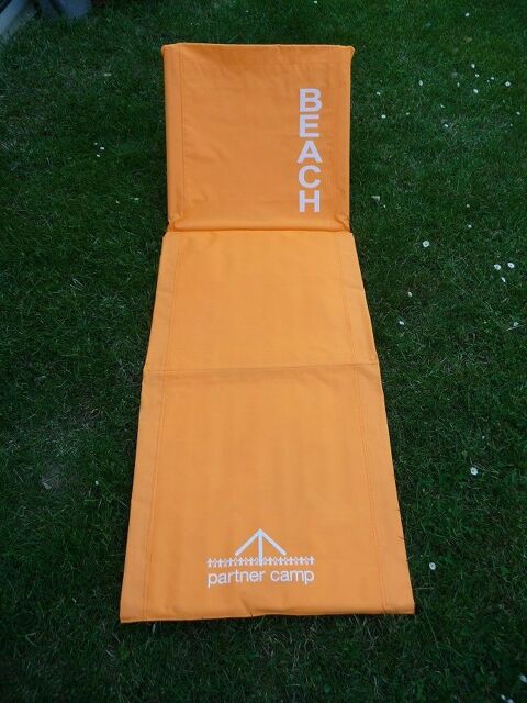 Tapis de sol et Si�ge orange 25 Celles-sur-Belle (79)