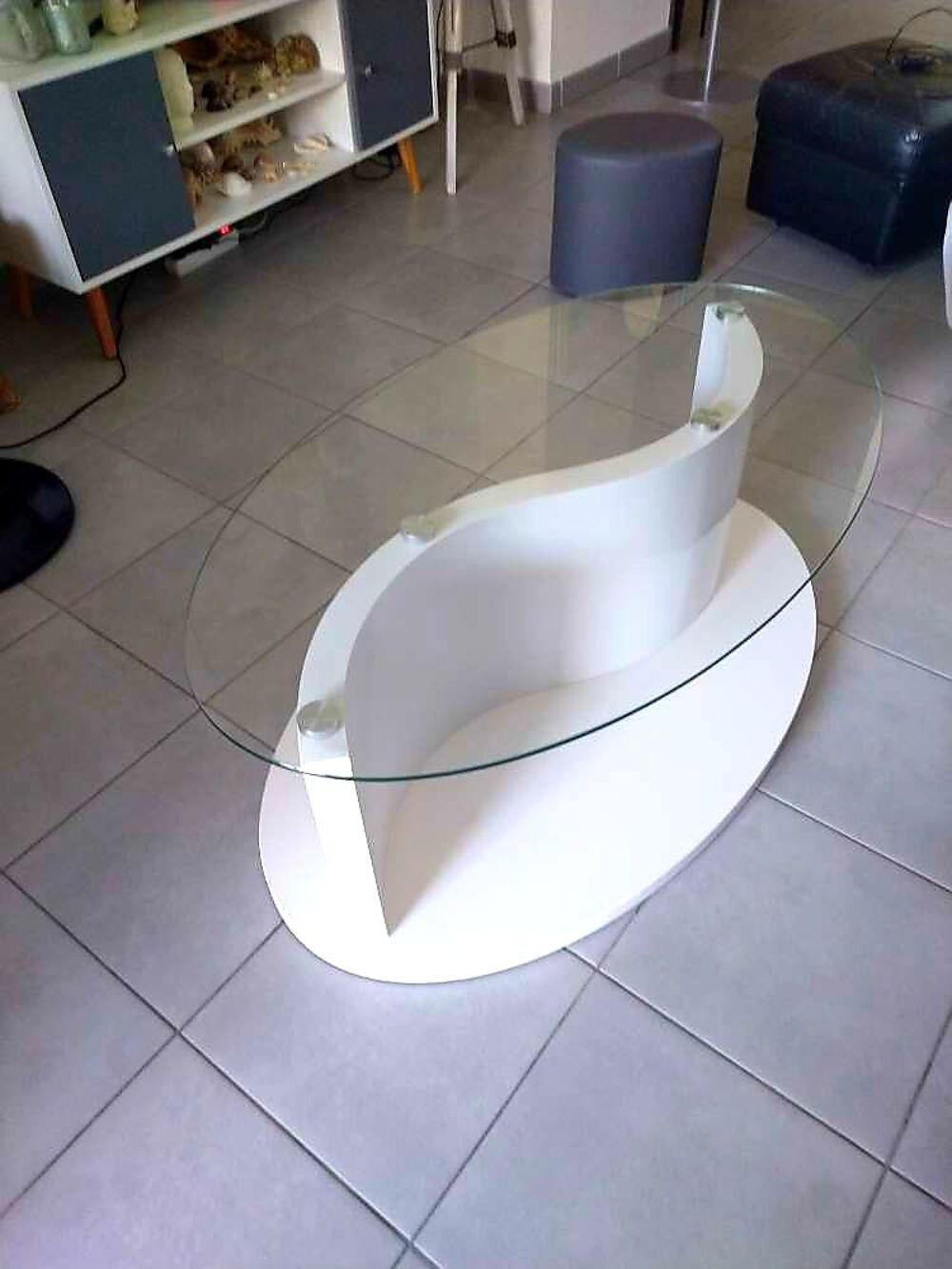Table basse avec poufs Meubles
