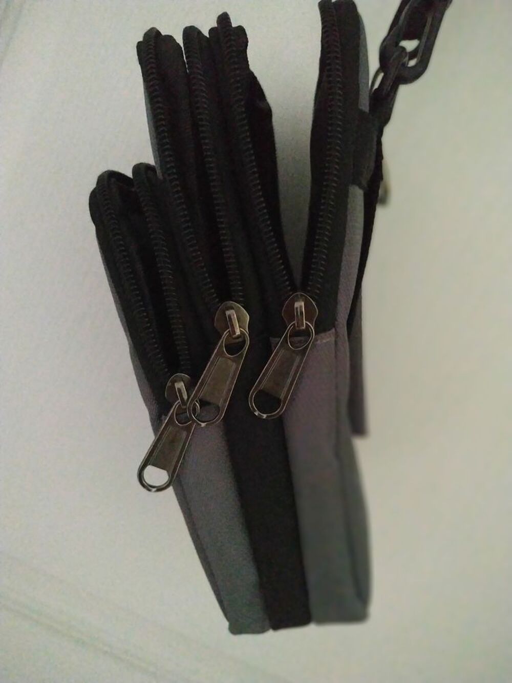 Sac &agrave; bandouli&egrave;re ajustable Maroquinerie
