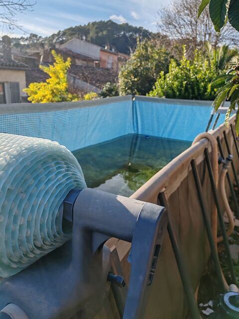 Piscine hors-sol 560 Gonfaron (83)