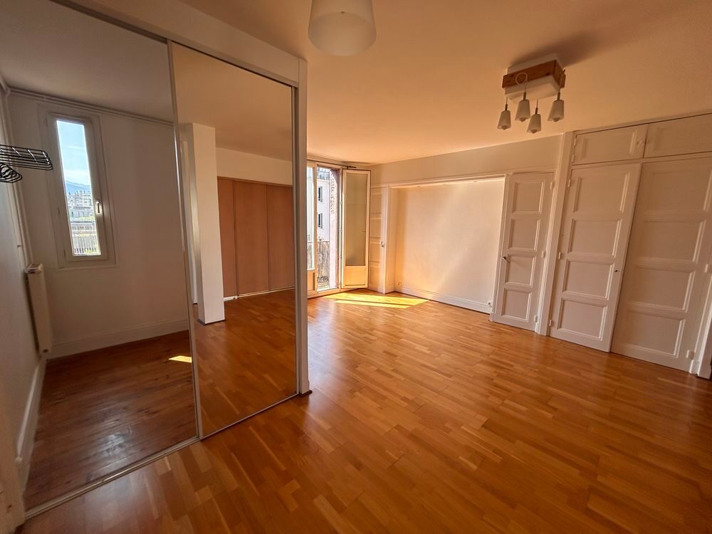 Location Appartement T2 CASERNE DE BONNE Grenoble
