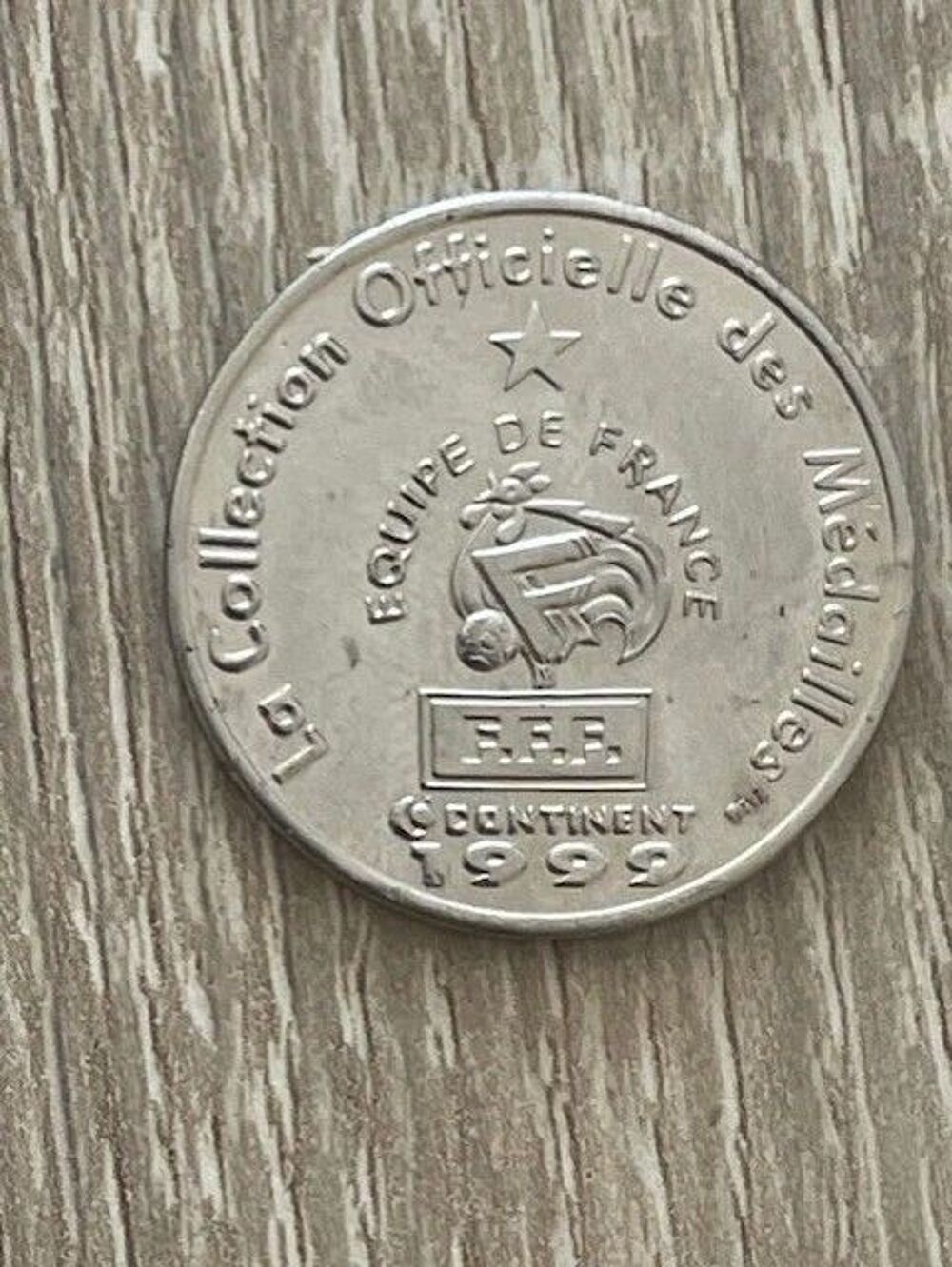 Pi&egrave;ce de monnaie F&eacute;d&eacute;ration Football- Alain Boghossian 1998 