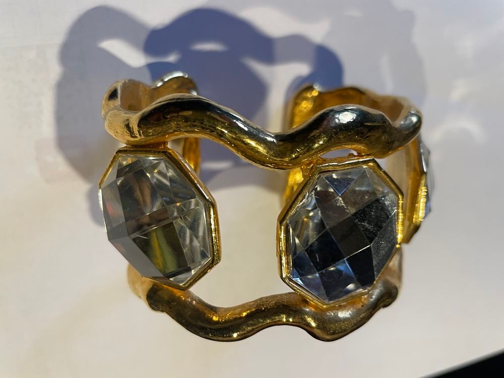 Bracelet rigide dor&eacute; INES DE LA FRESSANGE 3 gros strass Bijoux et montres