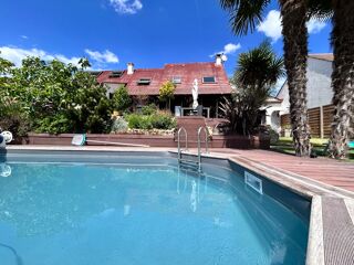  Maison  vendre 6 pices 220 m