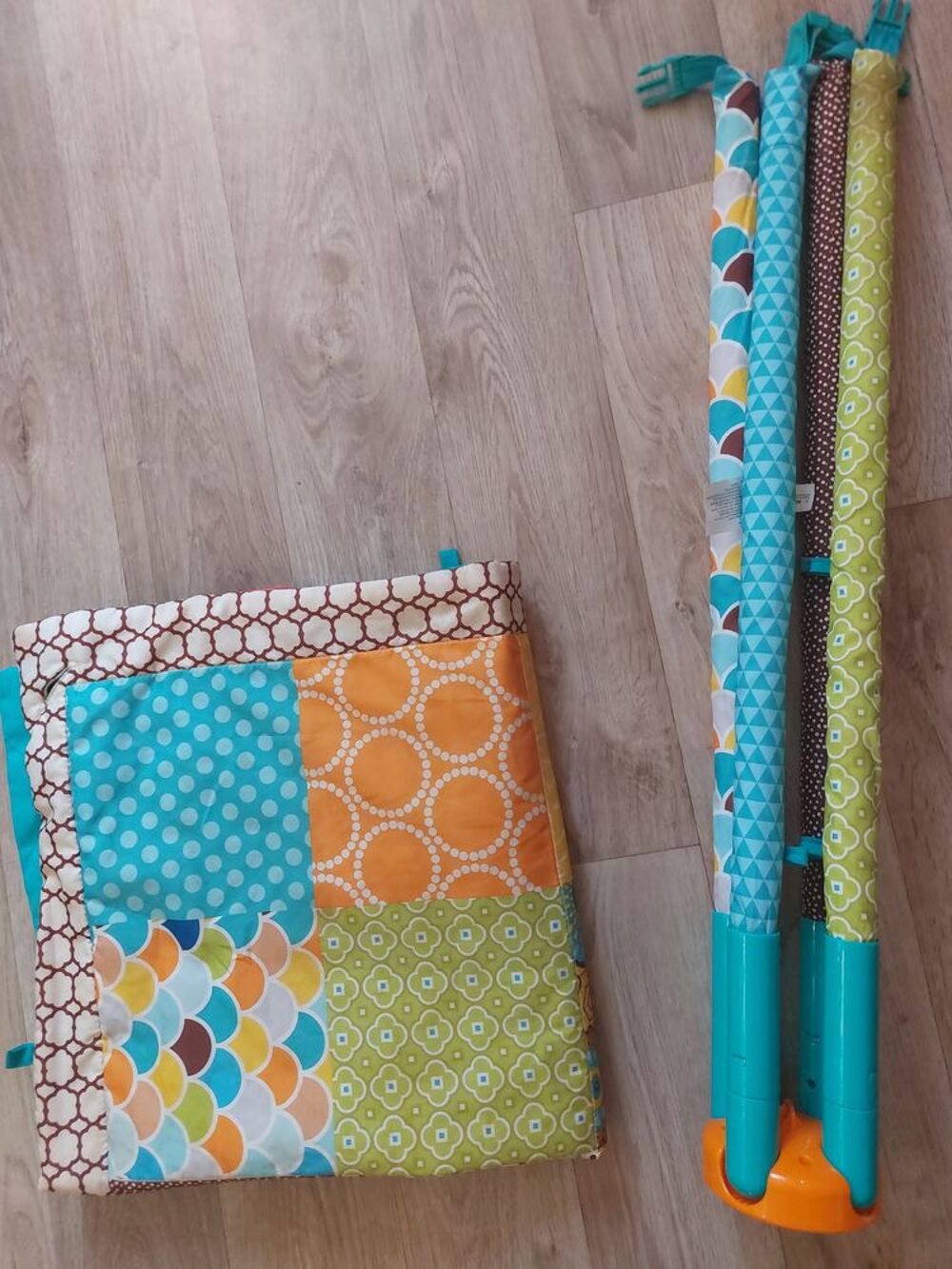 Tapis d &eacute;veil pour b&eacute;b&eacute; " INFANTINO "
Puériculture