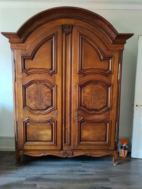 Magnifique armoire fin 19m 1000 Aix-les-Bains (73)