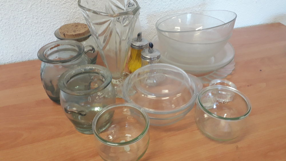 lot de vases et bocaux, tout sur la photo pour 10euros Cuisine