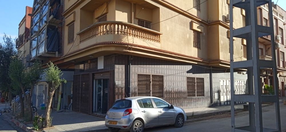 Vente Maison Maison R+ 3 à cité Azzouni Maghnia, Tlemcen Maghnia, algérie (Algerie)