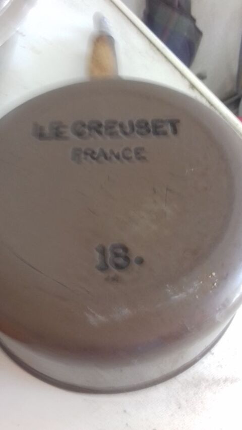4 CASSEROLES LE CREUSET 100 Carpentras (84)