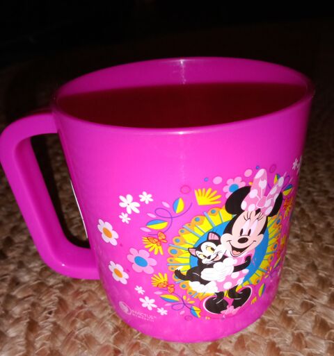 mug Mimie Disney en plastique 5 Beauchamp (95)