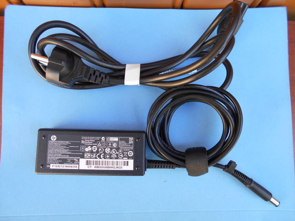 CHARGEUR secteur pour PC " HP " Matériel informatique