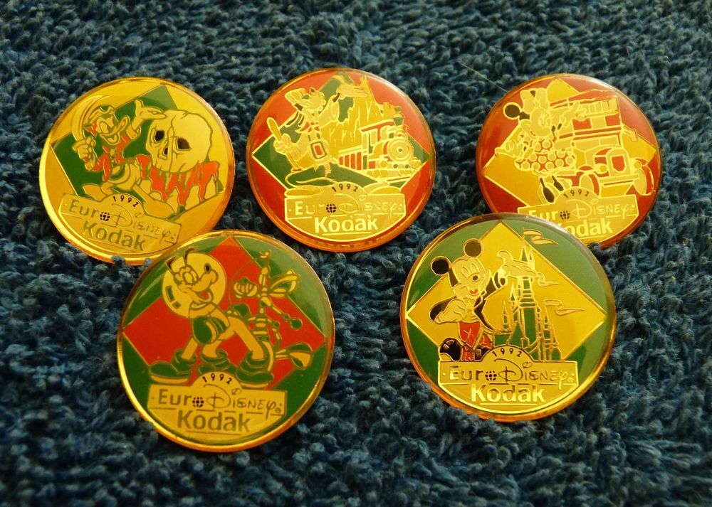 Lot de 5 pin's euro disney kodak 1992 