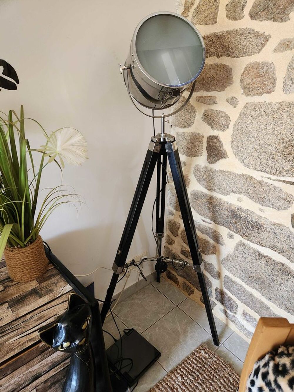 Lampadaire style r&eacute;tro Décoration